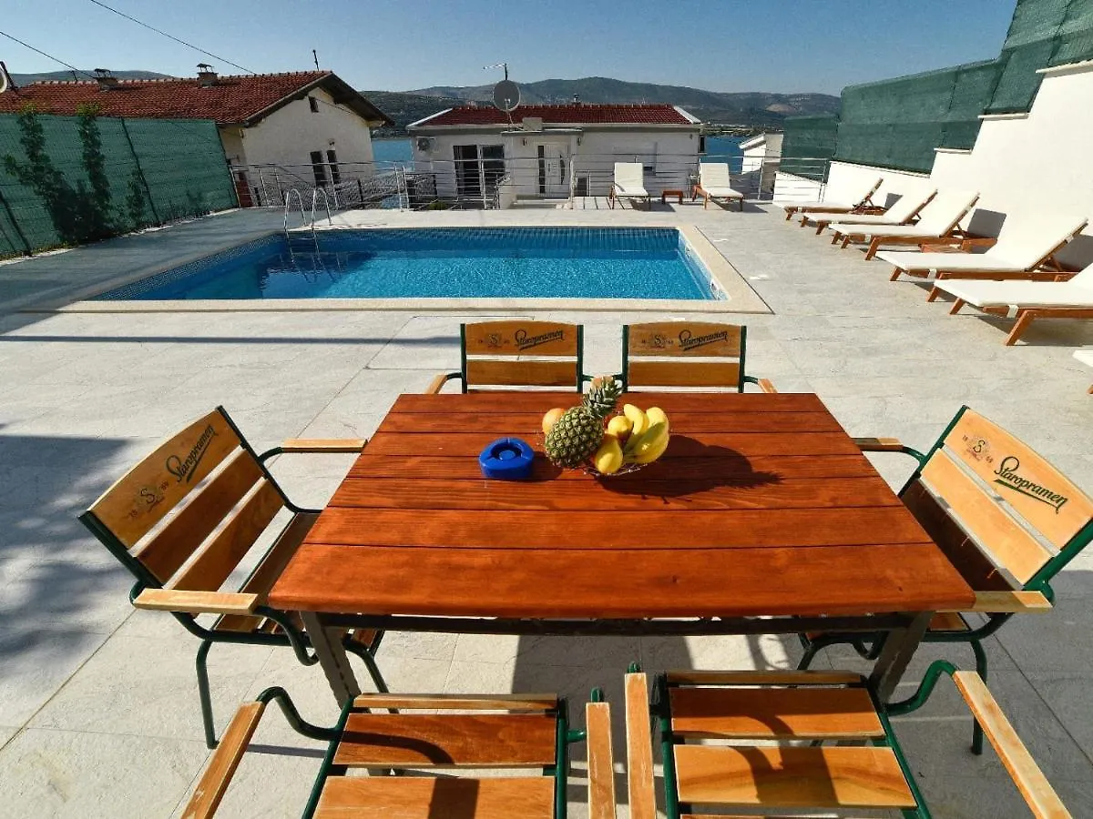 Apartmani Antonia Trogir Croatia