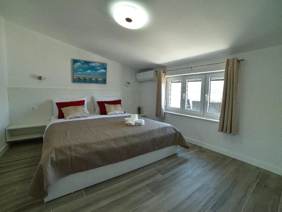 Apartmani Antonia Trogir